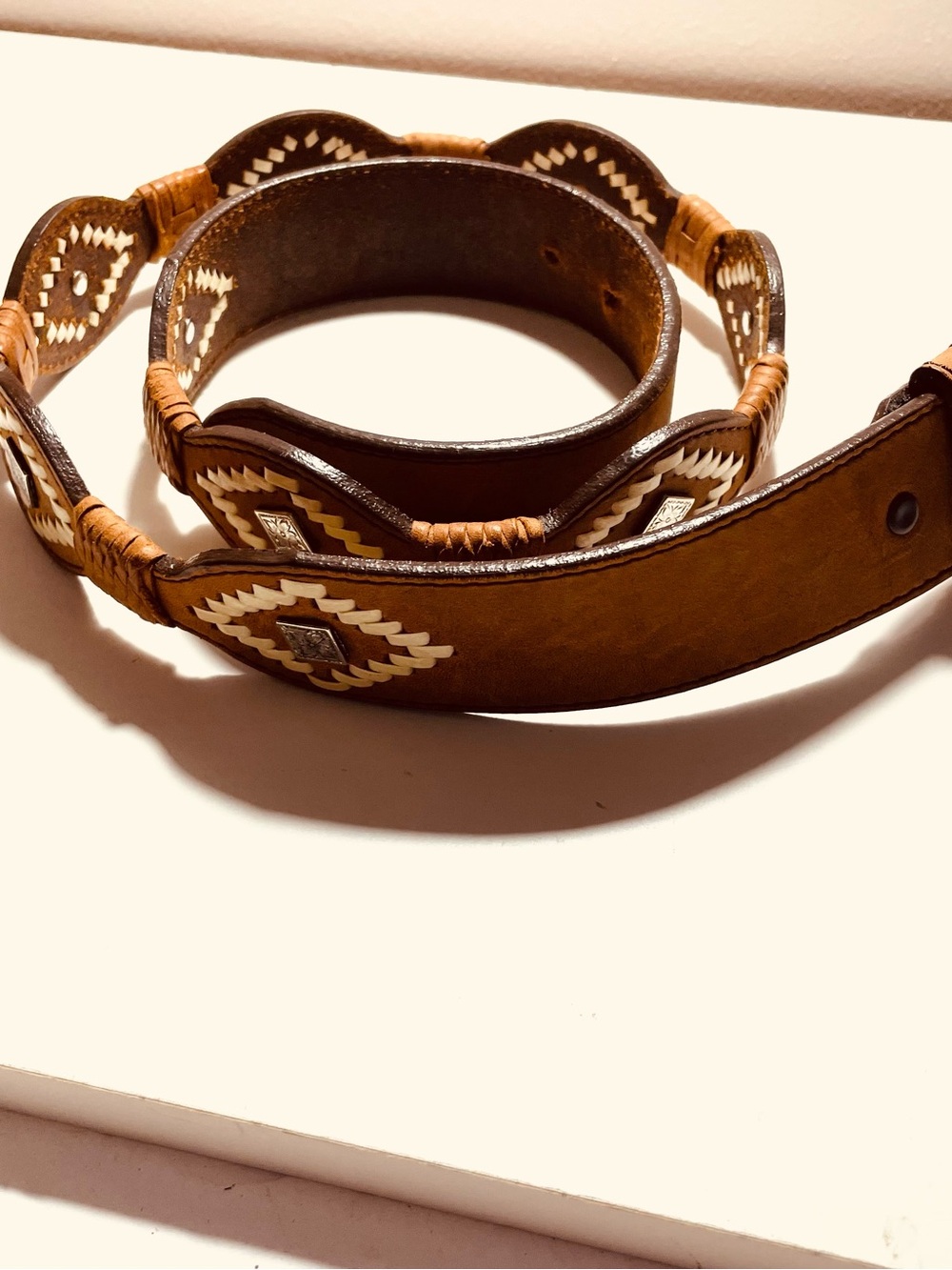 Tony Lama Brown Leather Whipstitch Belt Silver Etched Buckle Medallions 38